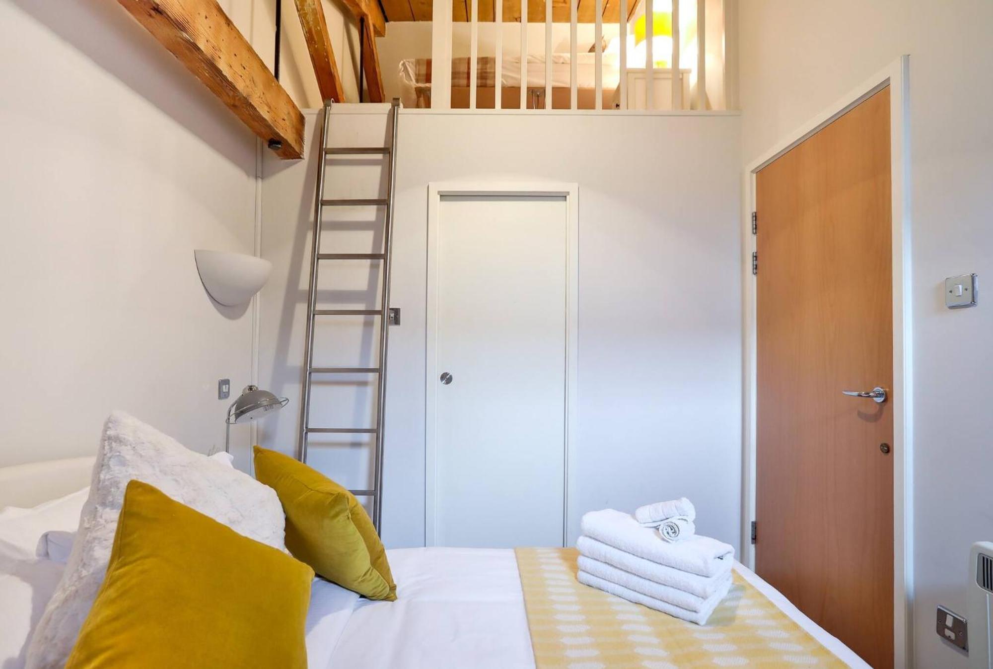 Wild Roses Serviced Apartments - Excel Warehouse 1 London Kültér fotó